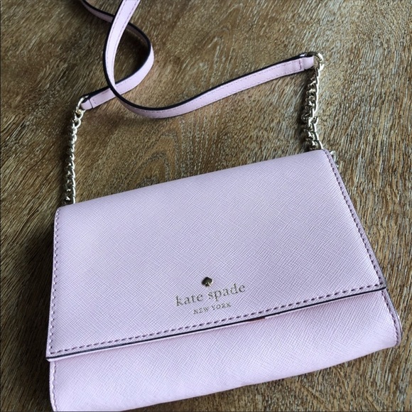 kate spade Handbags - Kate spade crossbody
